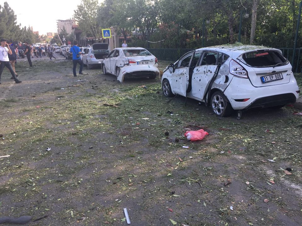 Diyarbakir's Baglar explosion, Diyarbakir, may 10, 2016. (Photos: Kurdistan24/Siddik Eren & Hesen Kako)